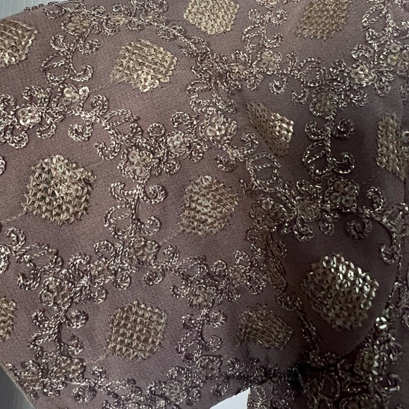 Grey/light brownish saree set - Picture 6 of 8